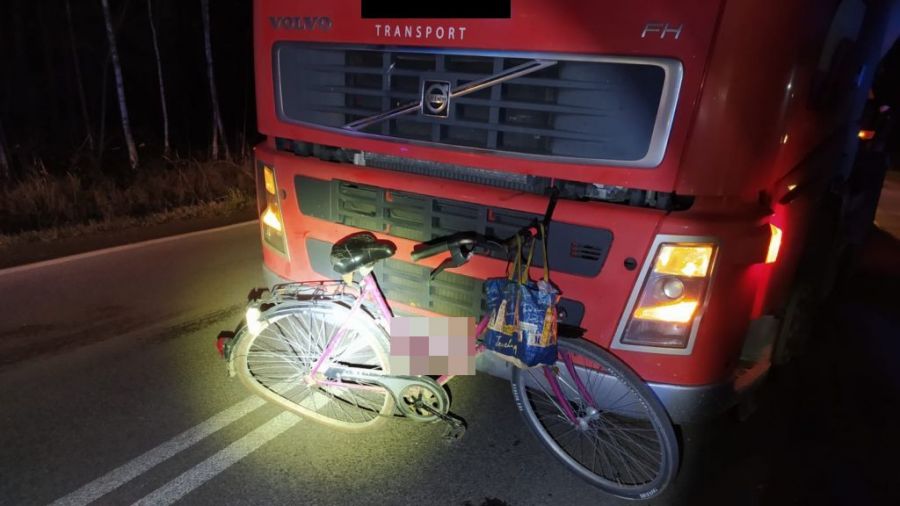 Tatar: Rowerzystka Zginęła Pod Kołami Ciężarówki