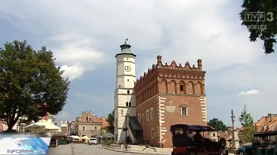 Więcej zgonów, ale też urodzeń. Jakie są najczęściej nadawane imiona w Sandomierzu?