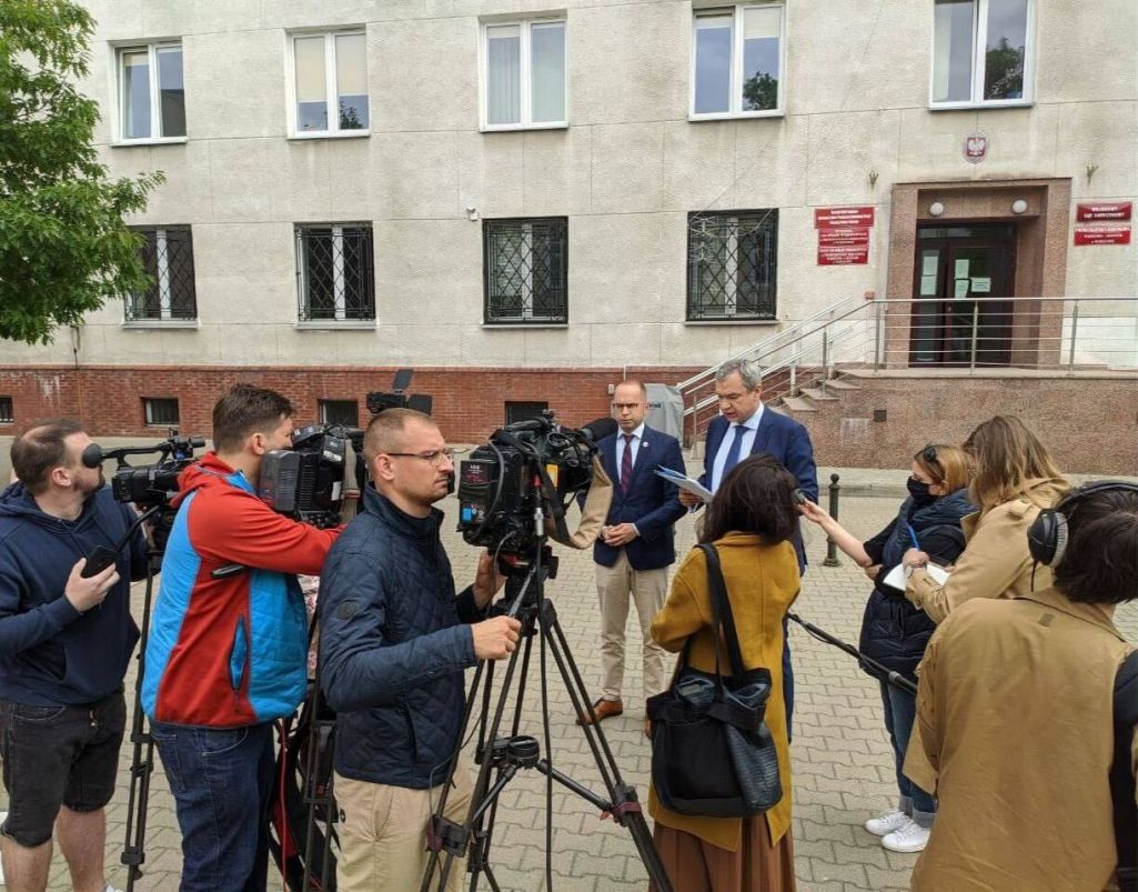 Міхал Шчэрба і Павел Латушка. (Фота: Белсат)