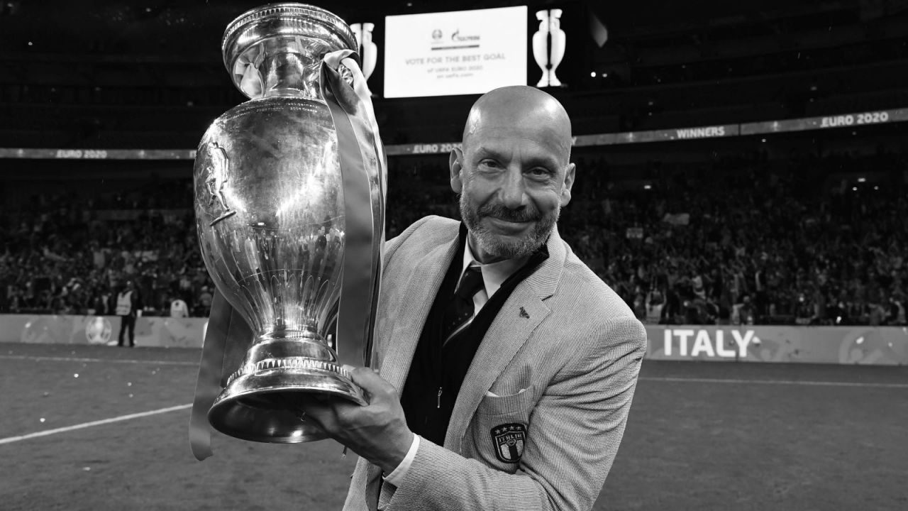 Gianluca Vialli miał 58 lat (fot. Getty).