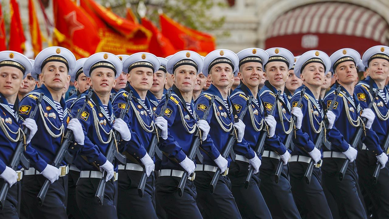 Ekspiert uważa, że dzisiejsza Rosja spełnia większość kryteriów państwa faszystowskiego (fot. Sefa Karacan/Anadolu Agency via Getty Images)