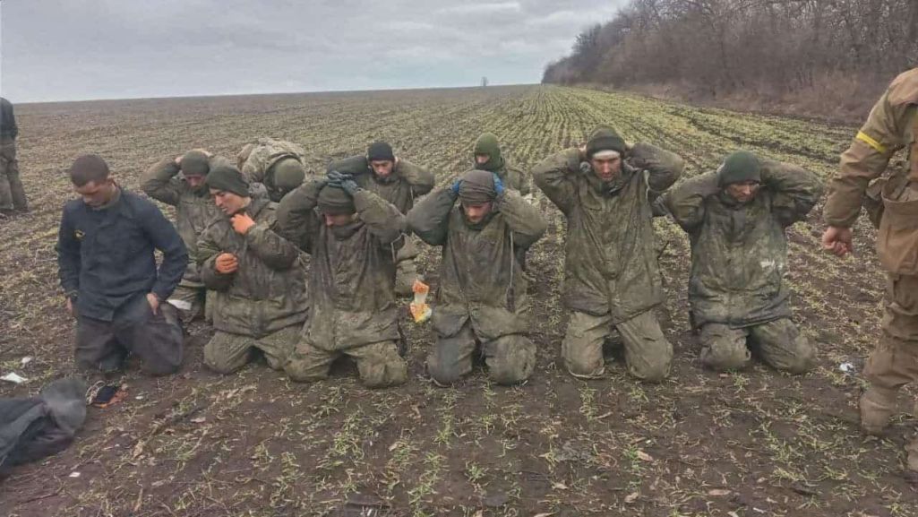 Здымак мае ілюстрацыйны характар. Расейскія палонныя ва Украіне. Сакавік 2022 года. (Фота: Mil.in.ua)