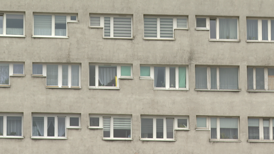 Oszuści wyłudzają dane od mieszkańców. Fot. TVP3 Katowice