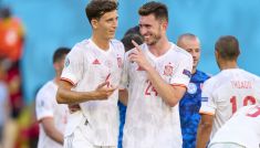Pau Torres (L) i Aymeric Laporte (fot. Getty)