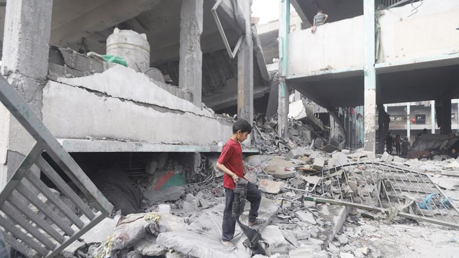 Nasilone ataki ze strony Izraela (fot. Khames Alrefi/Anadolu via Getty Images)