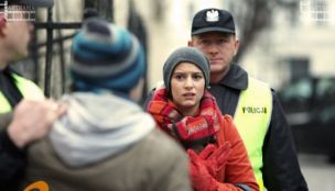 To narkoman, jest na głodzie!