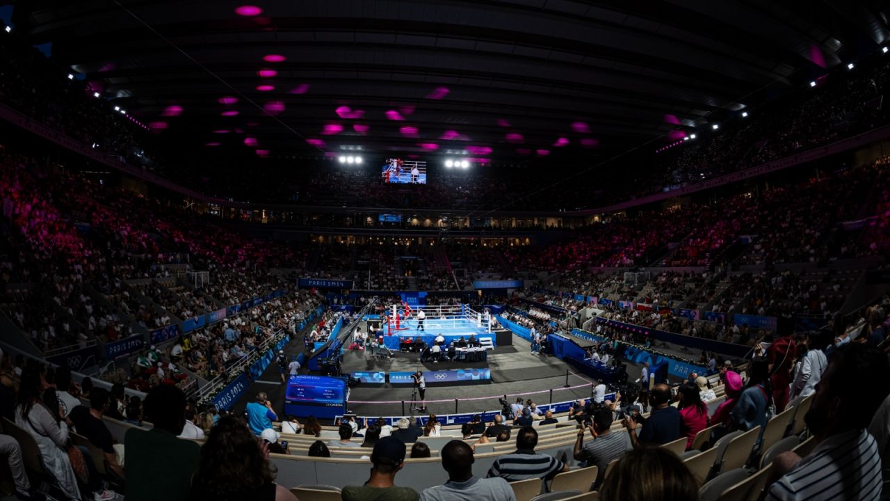 Dyskusja dot. testów płci w boksie toczy się już od igrzysk olimpijskich w Paryżu (fot. Getty Images)