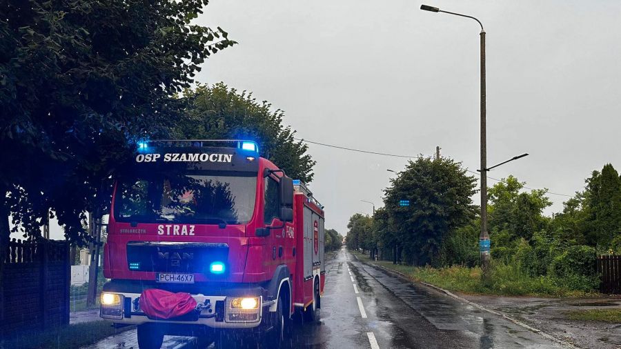 180 interwencji strażaków, ulewa, Wielkopolska (fot. OSP KSRG Szamocin)
