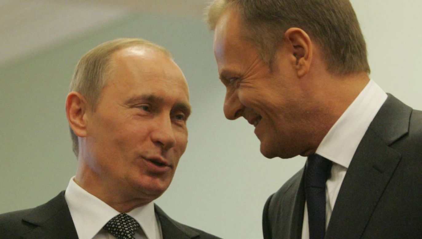 Władymir Putin i Donald Tusk (fot. Sasha Mordovets/Getty Images)