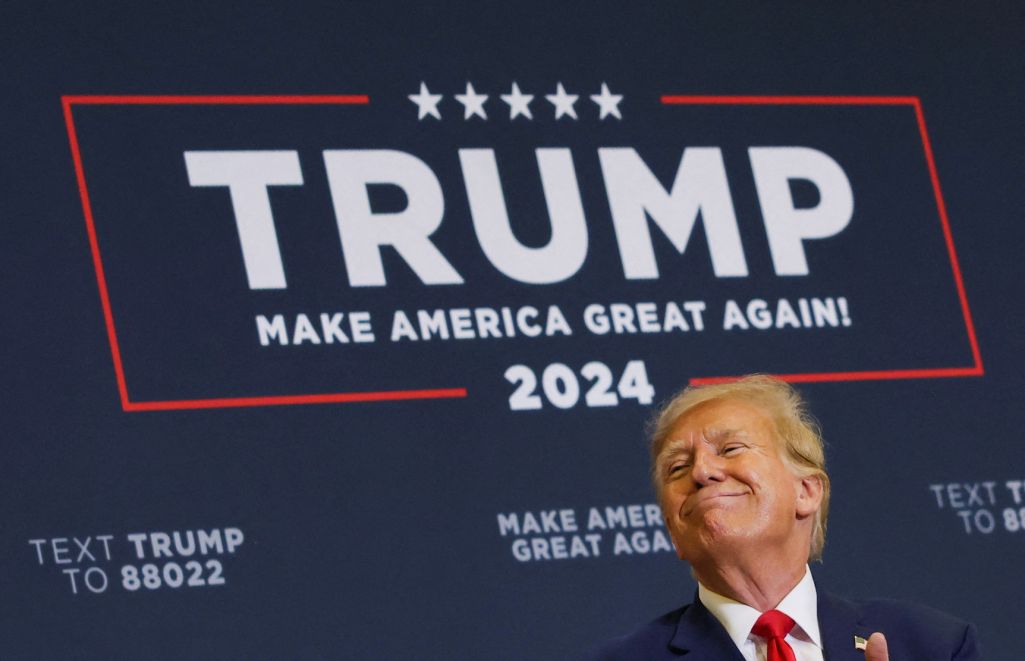 Дональд Трамп на перадвыбарнай імпрэзе ў штаце Аява. 5 студзеня 2024 года. (Фота: Rachel Mummey / Reuters / Forum)