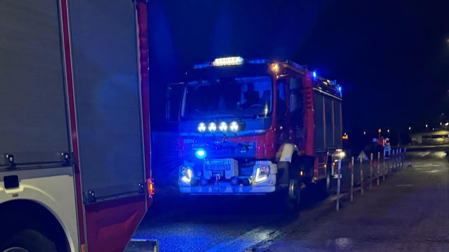 Białężyce: śmiertelny wypadek, nie żyje 19-latka, zderzenie z ciężarówką (fot. OSP KSRG Kaczanowo)