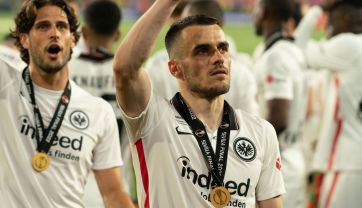 Filip Kostić nie zagra w Superpucharze Europy (fot. Getty)