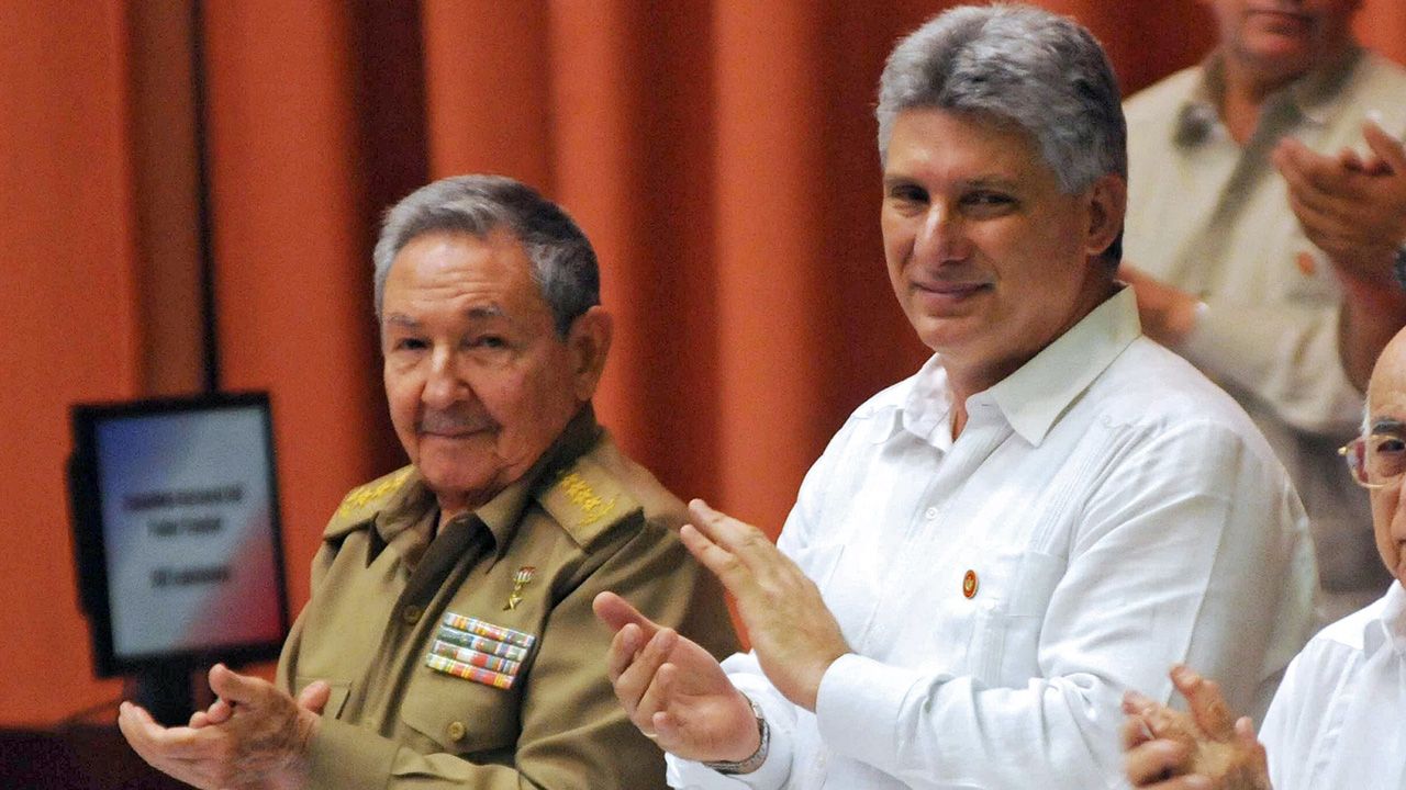 Po raz pierwszy od ponad 40 lat prezydent Kuby nie nazywa się Castro (fot. PAP/ EPA/OMARA GARCIA) Po raz pierwszy od ponad 40 lat prezydent Kuby nie nazywa się Castro (fot. PAP/ EPA/OMARA GARCIA)