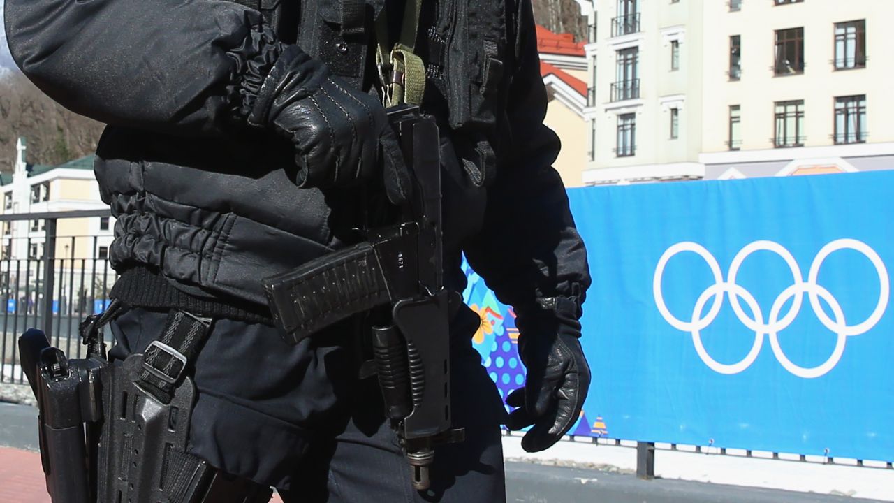 Podczas igrzysk nad bezpieczeństwem czuwały uzbrojone oddziały (fot.Alexander Hassenstein / Staff / Getty Images)