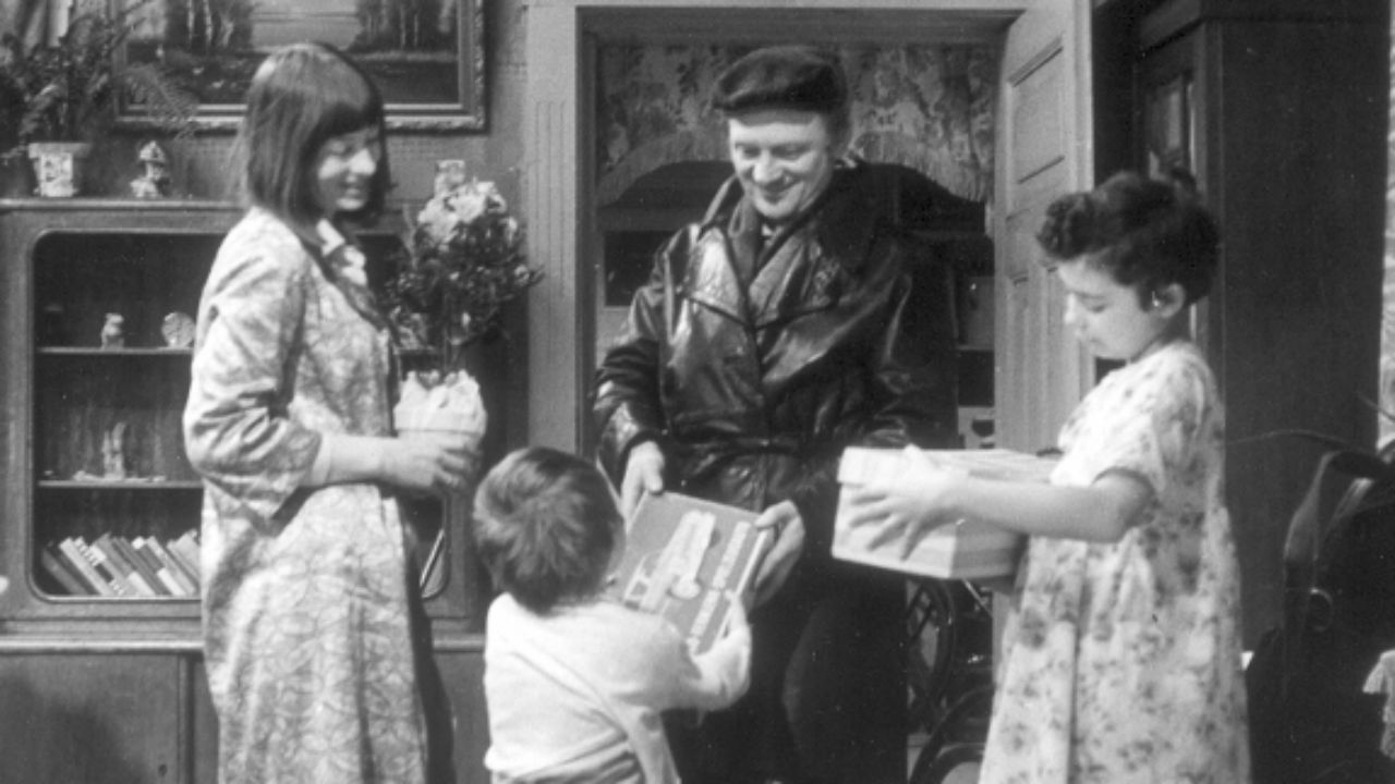 „Meta” to film w reżyserii Antoniego Krauzego z 1971 roku. Witold Pyrkosz wcielił się w nim w postać Kazika Kaczyńskiego. Premiera filmu miała miejsce dopiero w 1980 roku – wszystko przez cenzurę (fot. TVP)