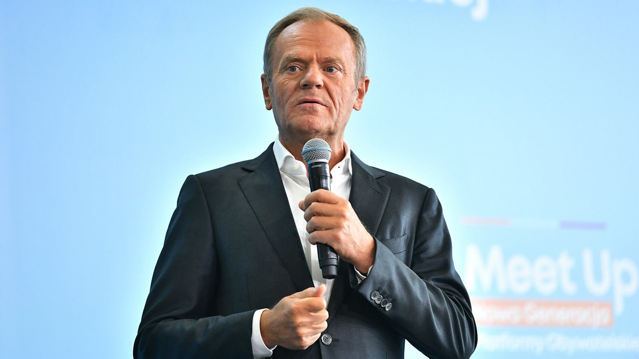 Przewodniczący PO Donald Tusk (fot. PAP/Maciej Kulczyński)