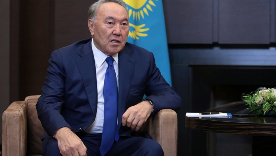 Nursułtan Nazarbajew oddał urząd prezydenta, ale zachował władzę (fot. arch. PAP/Mikhail Metzel/TASS)