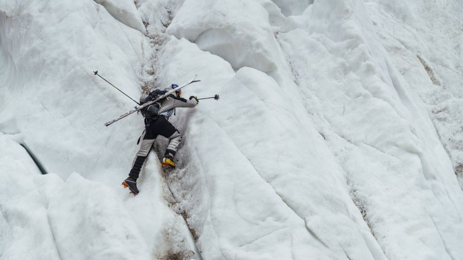 Andrzej Bargiel w trakcie wyprawy na K2. Fot Red Bull Content Pool