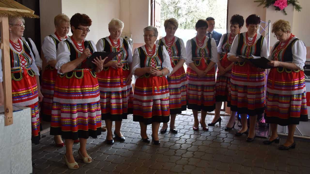 Koła gospodyń wiejskich pełnią ważą funkcję społeczną (fot. Lubelski Urząd Wojewódzki) Koła gospodyń wiejskich pełnią ważą funkcję społeczną (fot. Lubelski Urząd Wojewódzki)