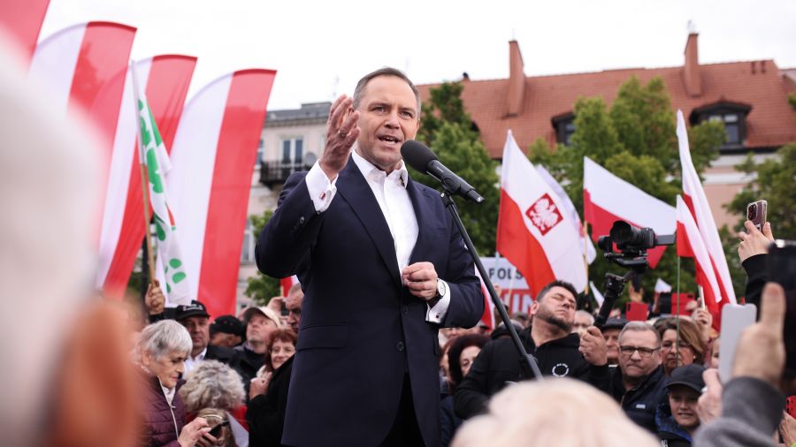 Afera ws. mieszkania Nawrockiego, apele wielkopolskich polityków (fot. PAP/Szymon Łabiński)