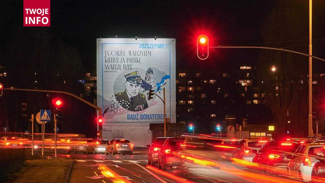 Billboardy z wizerunkiem byłego żołnierza można zobaczyć w całej Polsce (fot. Twoje Info) Billboardy z wizerunkiem byłego żołnierza można zobaczyć w całej Polsce (fot. Twoje Info)