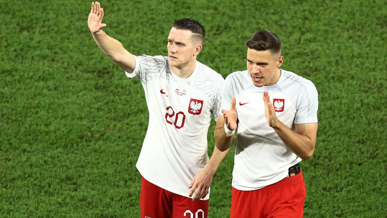 Piotr Zieliński i Jan Bednarek (fot. Getty)