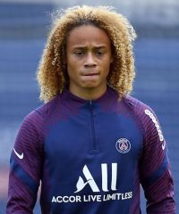Xavi Simons Pomocnik Paris Saint Germain Holandia
