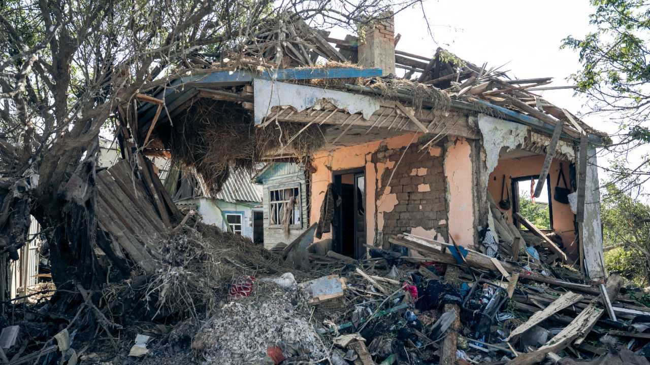 Russian officials have previously acknowledged accidental bomb drops in their border regions.