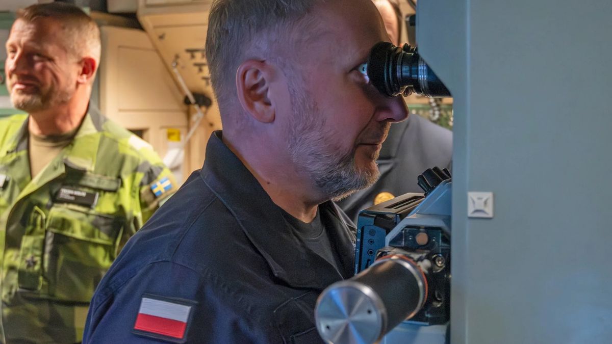 Polish submariners will begin training on Sweden’s modern A26-class submarines later this summer. (Swedish Armed Forces/ Alexander Carlsson)