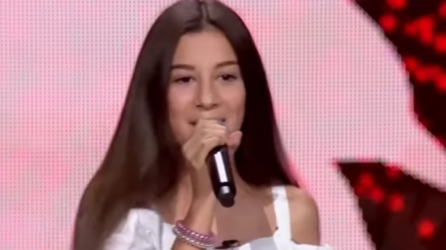 12-latka ze Zbierska w programie The Voice Kids! (fot. youtube.com/screenshot)