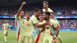 Alex Baena (na pierwszym planie) i Fermin Lopez wygrali w tym roku Euro i IO (fot. Getty) Alex Baena (na pierwszym planie) i Fermin Lopez wygrali w tym roku Euro i IO (fot. Getty)