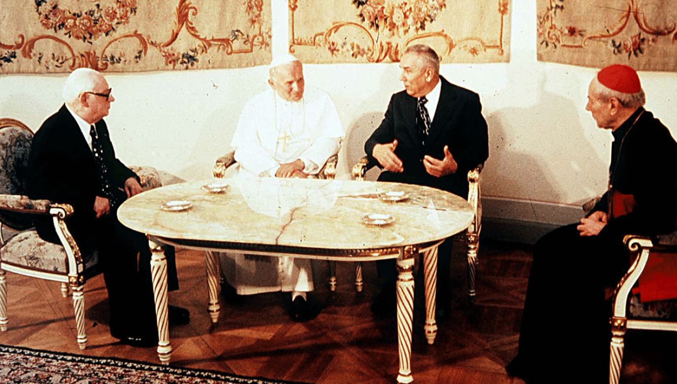 Pierwsza wizyta Jana Pawła II w PRL miała miejsce w 1979 roku (fot. PAP/CAF 	Cezary Marek Langda)