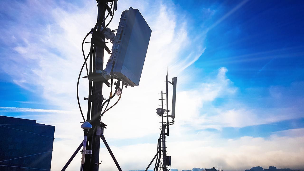 Obawy przypominają obawy przed wprowadzeniem prądu elektrycznego w XIX wieku (fot. Shutterstock/ TPROduction) Obawy przypominają obawy przed wprowadzeniem prądu elektrycznego w XIX wieku (fot. Shutterstock/ TPROduction)