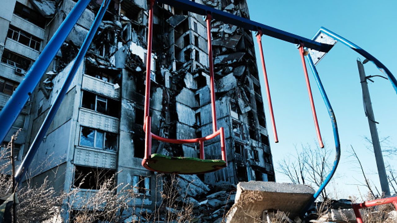 Zniszczony blok w Charkowie/zdjęcie ilustracyjne (fot. Getty Images) 