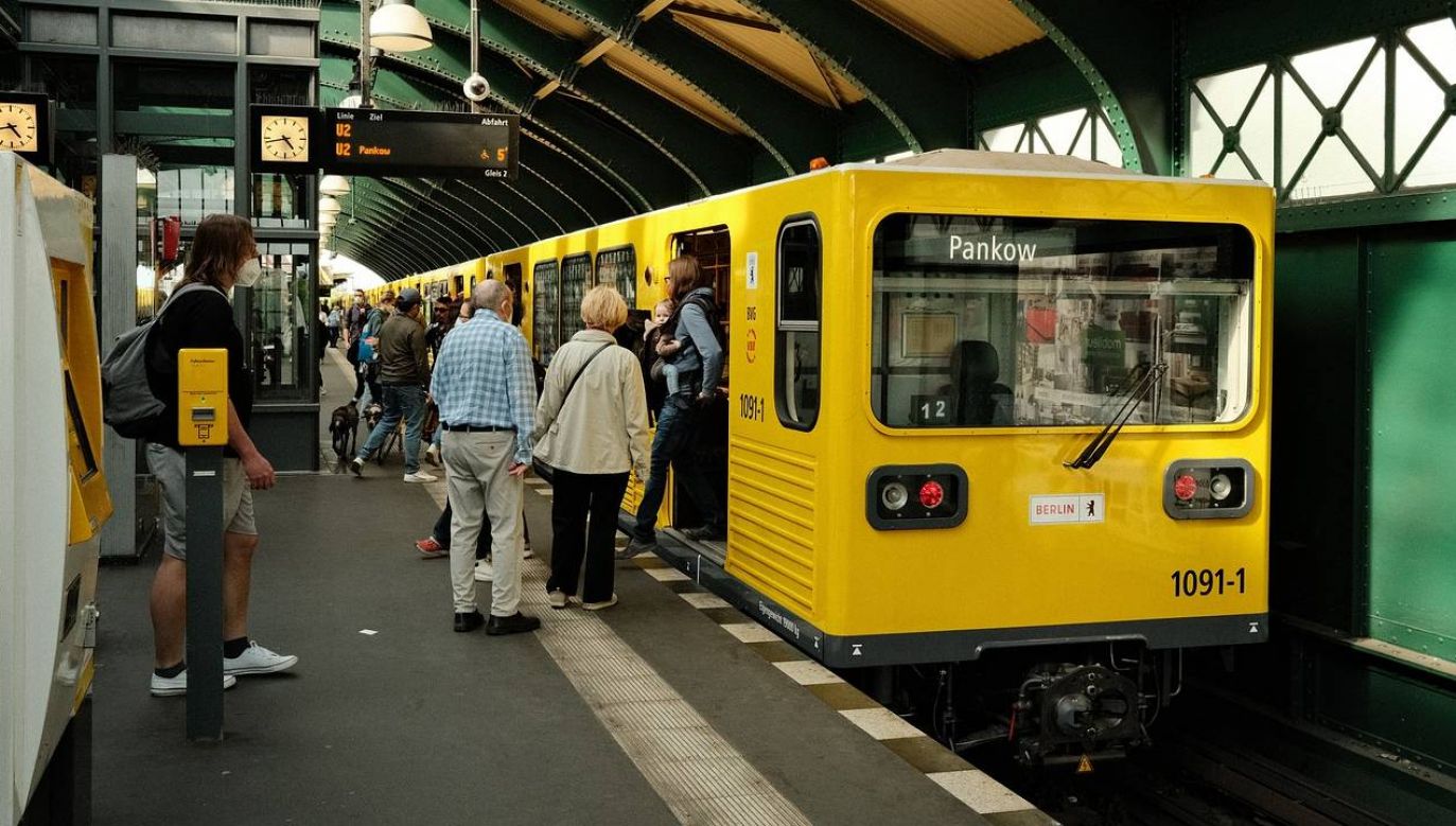 Tańsze bilety między innymi na metro i pociągi drugiej klasy (fot. Pixabay)