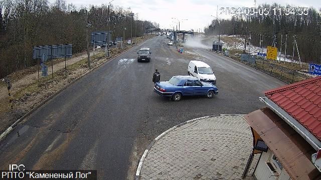 Чарга на выезд з Беларусі на пункце пропуску «Каменны Лог»