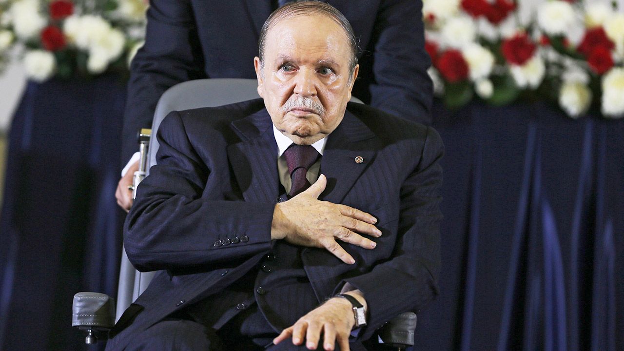 82-letni obecnie Abdelaziz Buteflika sprawuje władzę od 1999 roku (fot. PAP/EPA/MOHAMED MESSARA) 82-letni obecnie Abdelaziz Buteflika sprawuje władzę od 1999 roku (fot. PAP/EPA/MOHAMED MESSARA)