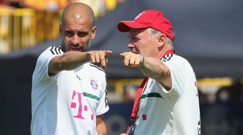 Pep Guardiola i Gerald Hermann (fot. Getty Images)