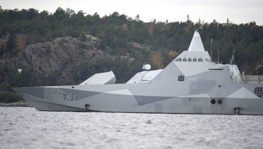 W poszukiwaniach bierze udział m.in. korweta rakietowa HMS Visby (fot. PAP/EPA/FREDRIK SANDBERG)