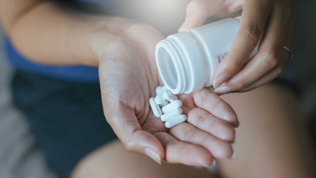 Brak kobiet w badaniach klinicznych sprawia, że dawki większości leków są dla nich nieodpowiednie (fot. Shutterstock/GBALLGIGGSPHOTO) Brak kobiet w badaniach klinicznych sprawia, że dawki większości leków są dla nich nieodpowiednie (fot. Shutterstock/GBALLGIGGSPHOTO)