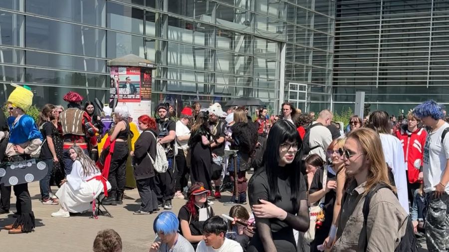 Pyrkon 2025, Poznań, Międzynarodowe Tragi Poznańskie, tłumy na MTP (fot. TVP3 Poznań)