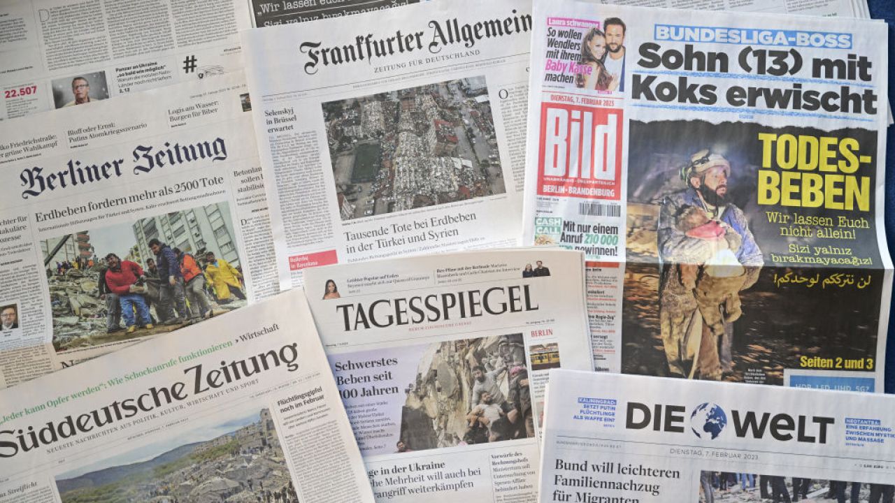 Niemieckie gazety uważnie obserwują sytuację w Europie. (Fot. Abdulhamid Hosbas/Agencja Anadolu; Getty Images)