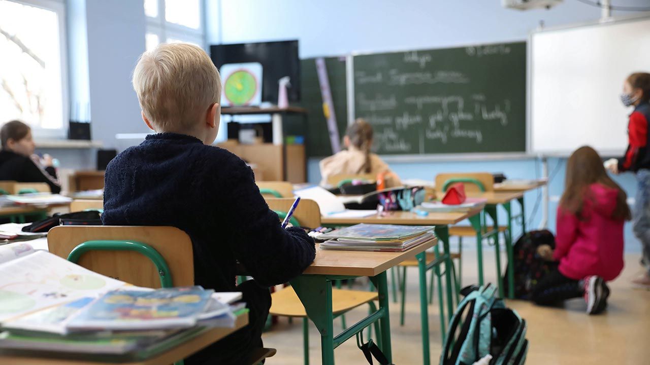 Wytyczne to zbiór zaleceń i rekomendacji dla szkół (fot. PAP/Leszek Szymański) Wytyczne to zbiór zaleceń i rekomendacji dla szkół (fot. PAP/Leszek Szymański)