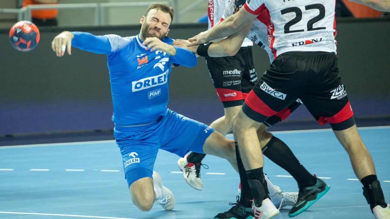 Piłkarze ręczni Orlen Wisły Płock pokonali Pfadi i zapewnili sobie awans do fazy TOP 16 Ligi Europejskiej (fot. PAP/Szymon Łabiński)
