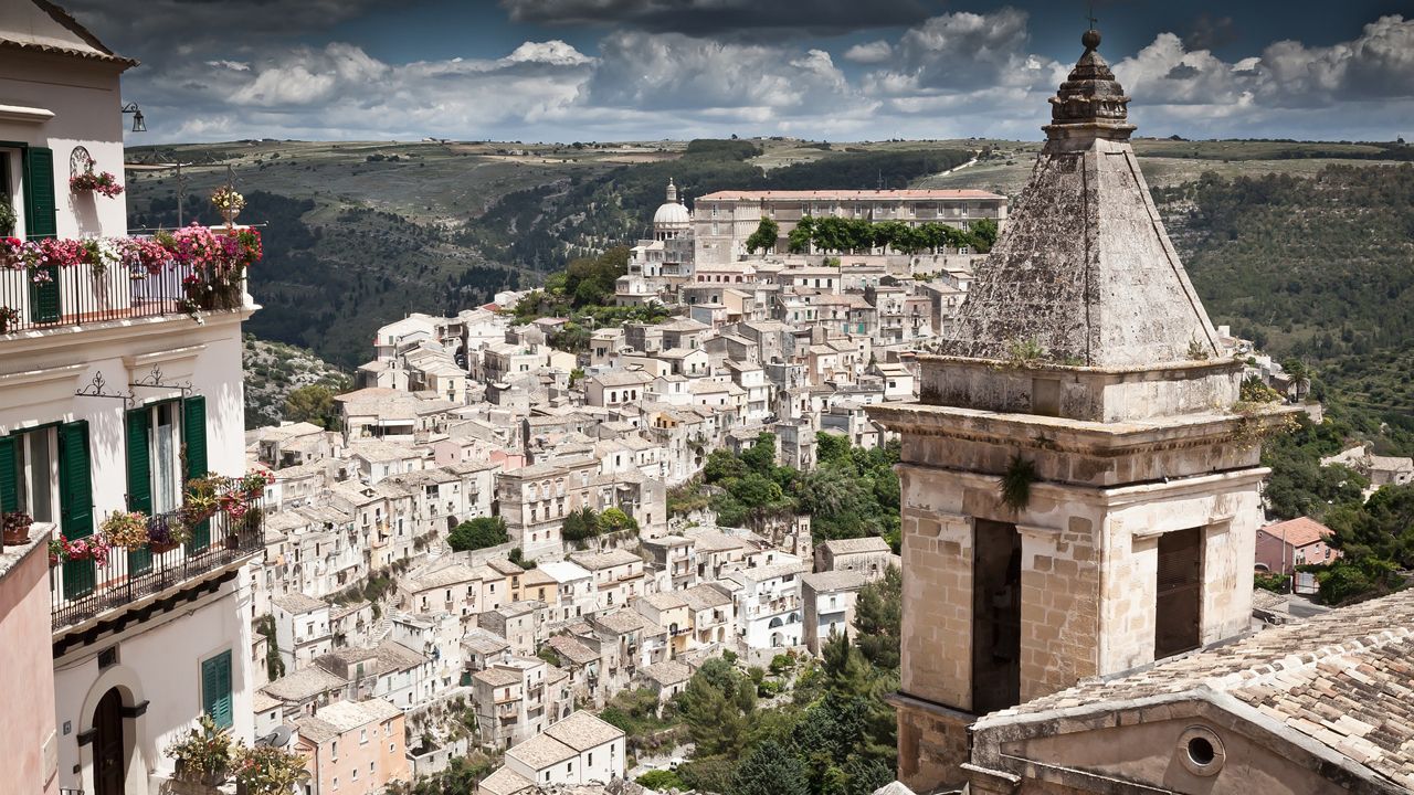 Inne sycylijskie miasteczka również borykają się z podobnymi problemami exodusu ludności (fot. pixabay.com/TooMuchCoffeeMan)