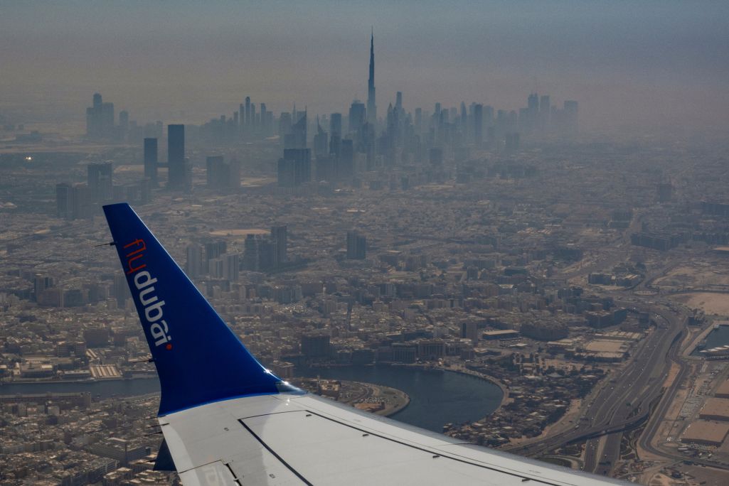 Від з самалёта на хмарачос «Burj Khalifa» ў Дубаі, Аб’яднаныя Арабскія Эміраты. (Фота: Amr Alfiky / Reuters / Forum)