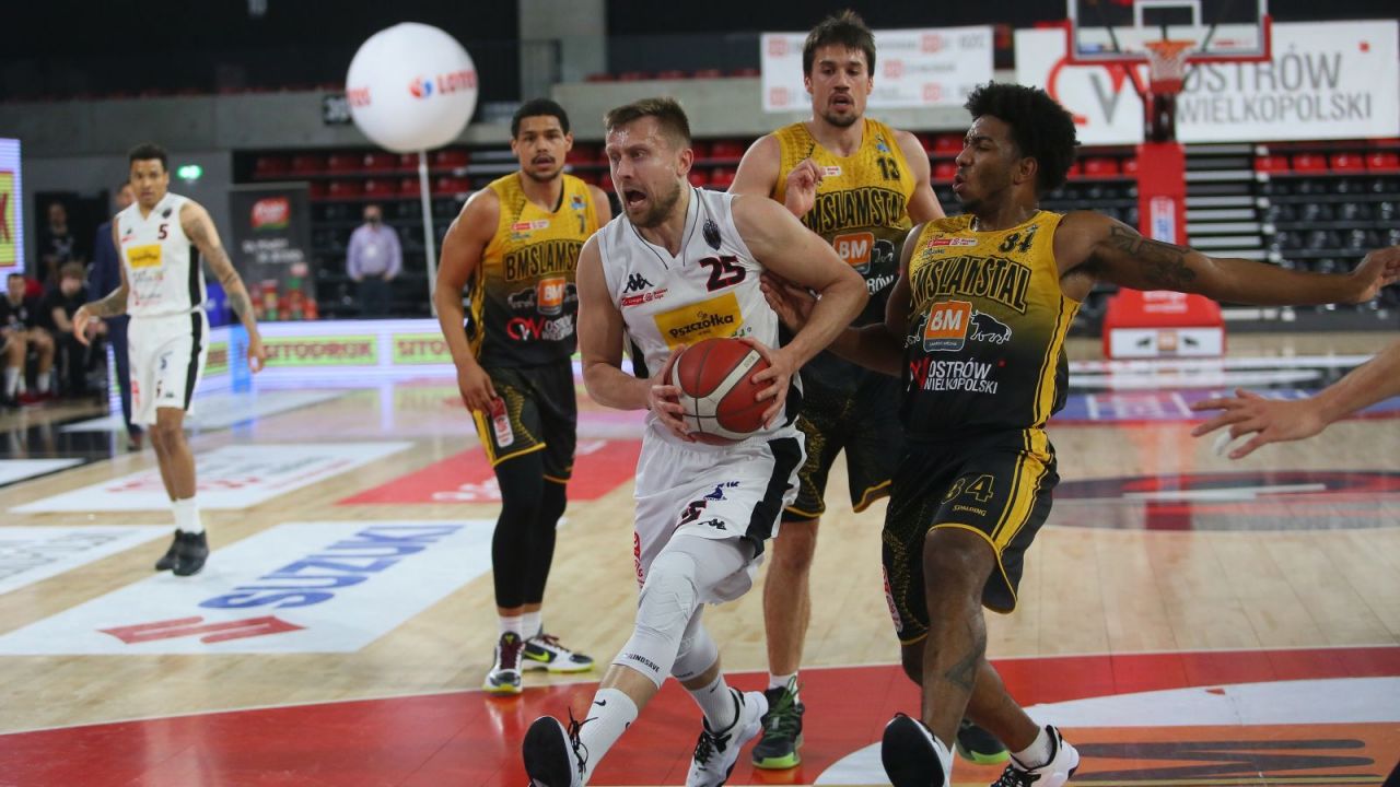EBL: ćwierćfinał Stal - Start; Ostrów - Lublin
