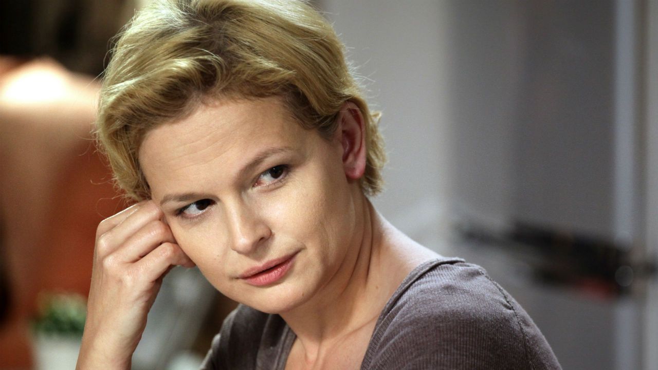 Dominika Ostałowska to serialowa Marta Wojciechowska, kolejna córka Mostowiaków (fot. TVP)