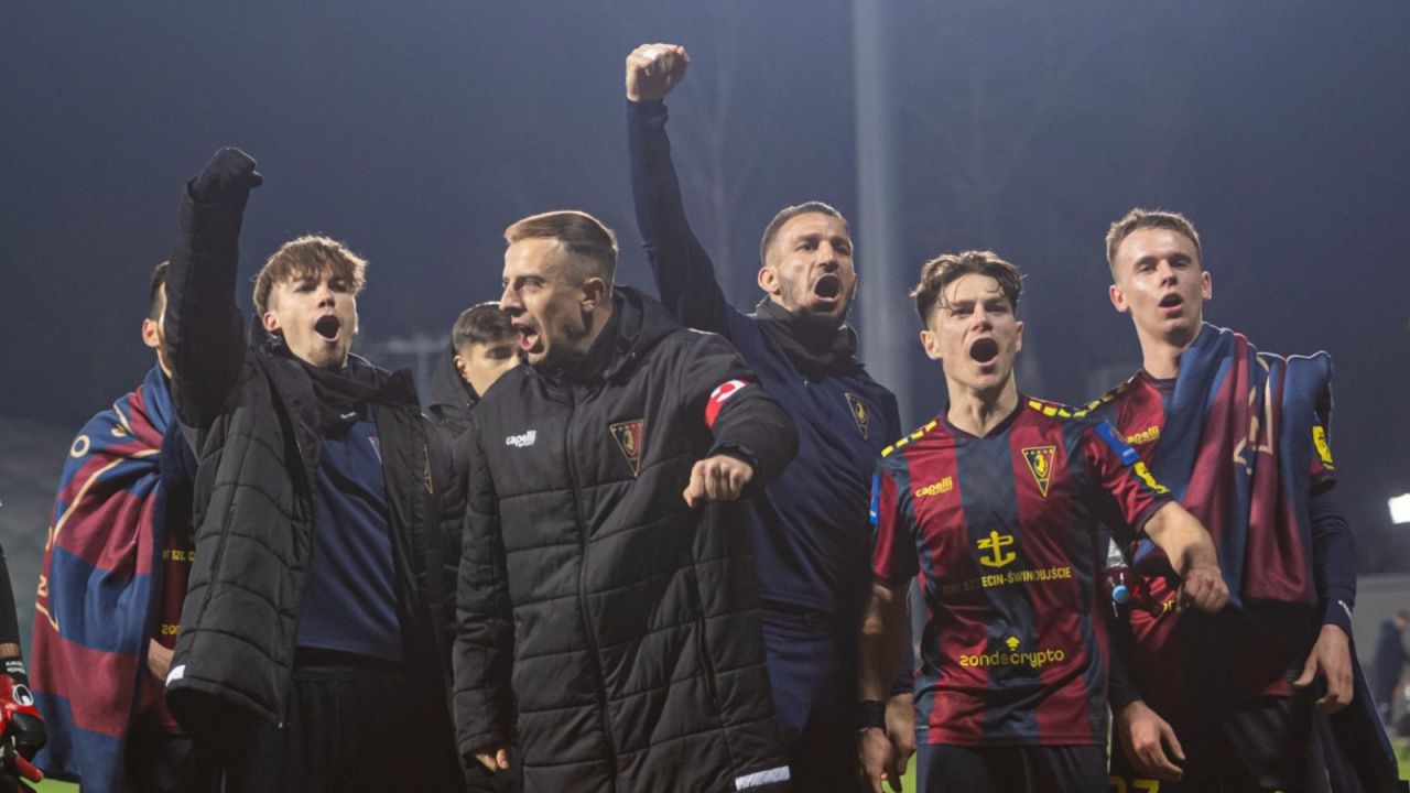 Piłkarze Pogoni (fot. 400mm.pl)