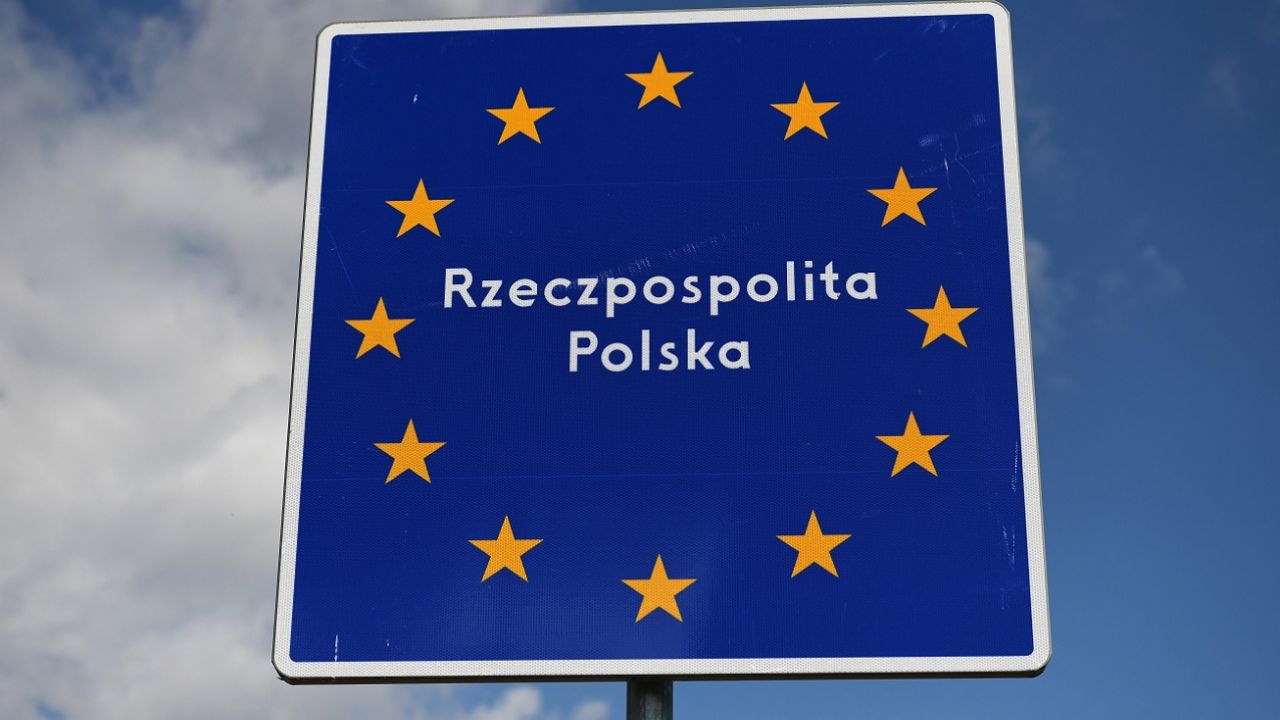 Nielegalne przekroczenie granicy skutkuje teraz m.in. zakazem wjazdu do Strefy Schengen (fot. PAP/Darek Delmanowicz) Nielegalne przekroczenie granicy skutkuje teraz m.in. zakazem wjazdu do Strefy Schengen (fot. PAP/Darek Delmanowicz)